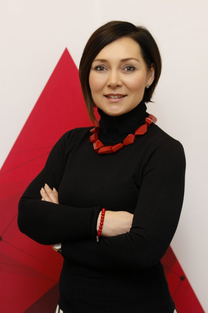 Dr. Katarzyna Starowicz